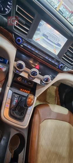 هیوندای ئەلەنترا